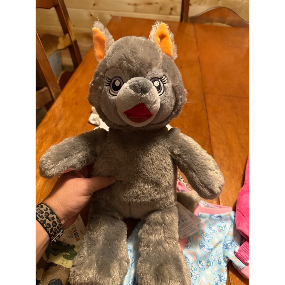 Build A-Bear Violet the Wolf Plush Grey Leopard Cinnamoroll Camo Clothes Carrier - Picture 8 of 10